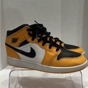 Nike Air Jordan 1 Mid Taxi Yellow White Black Youth Size 7